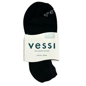 Vessi No-Show Socks. Size Medium/Large NEW WITH TAGS